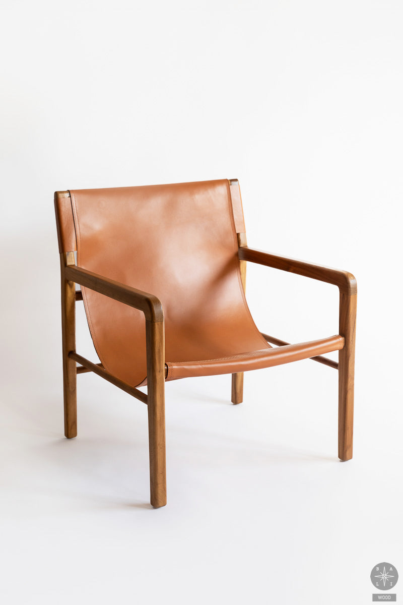 Krėslas iš tikmedžio su oda