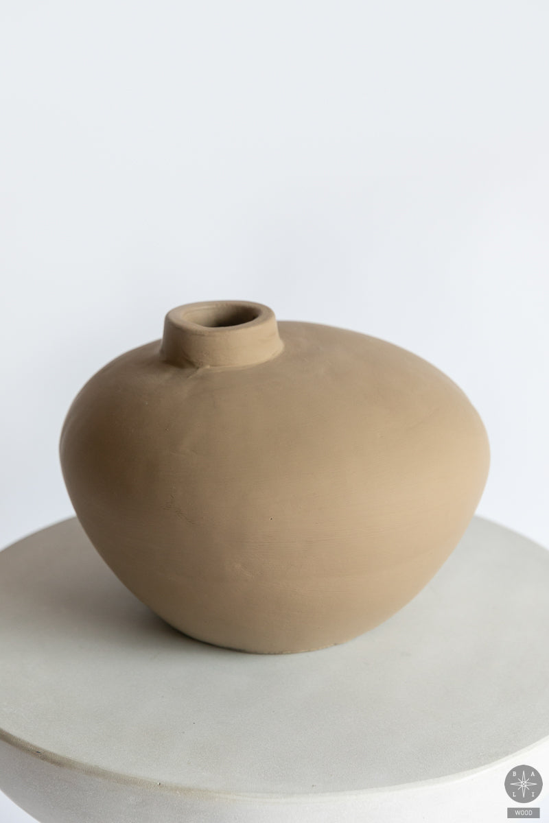 Dekoratyvinė vaza iš terakotos