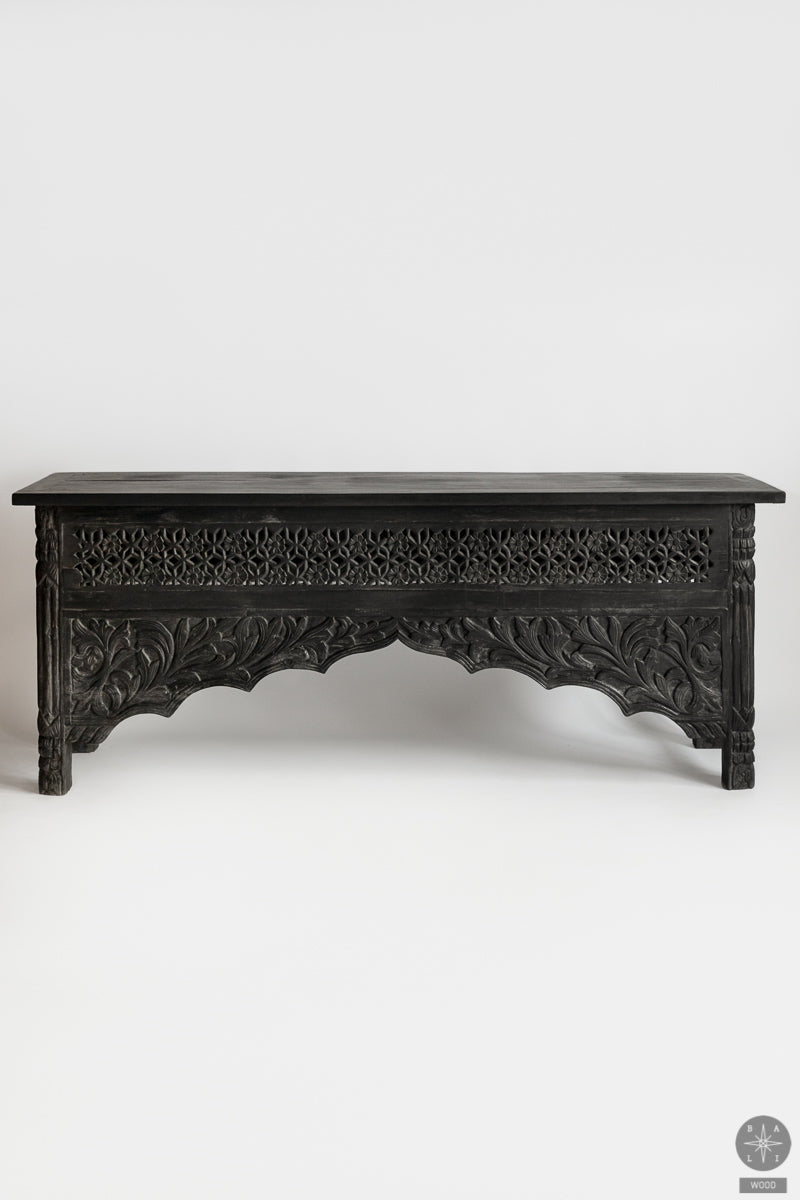 Rytietiško stiliaus tikmedžio konsolė