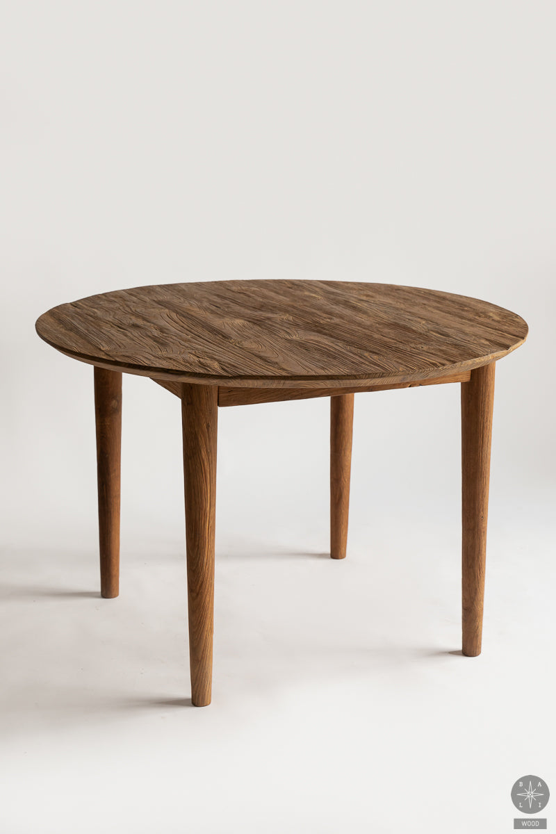 Valgomojo stalas iš perdirbto tikmedžio