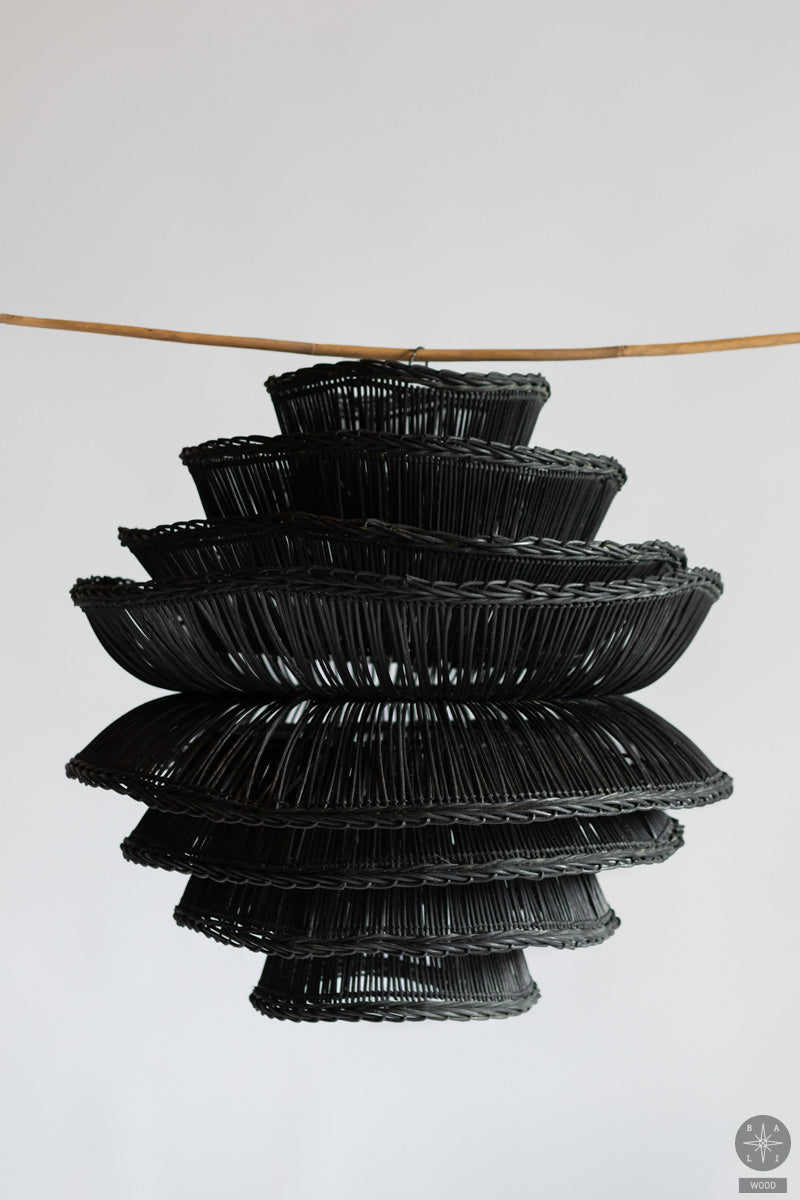 Šviestuvo gaubtas iš rotango