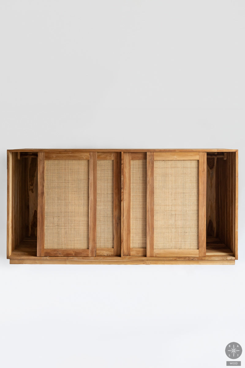 Tikmedžio komoda su slankiojančiom durelėm