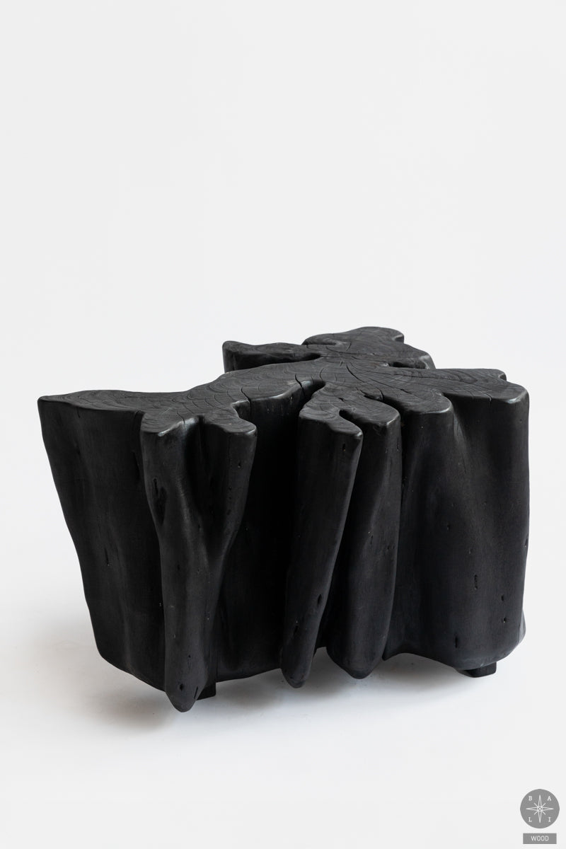 Staliukas iš Polinezijos riešutmedžio