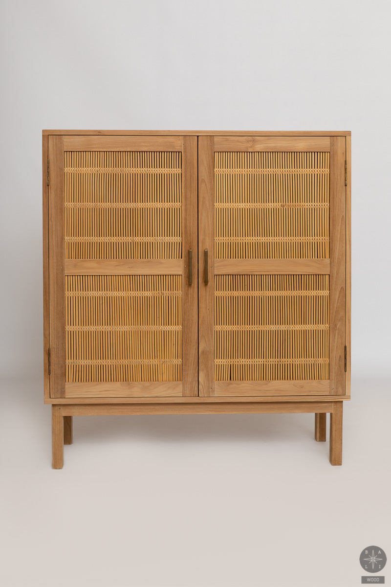 Tikmedžio komoda su bambuku