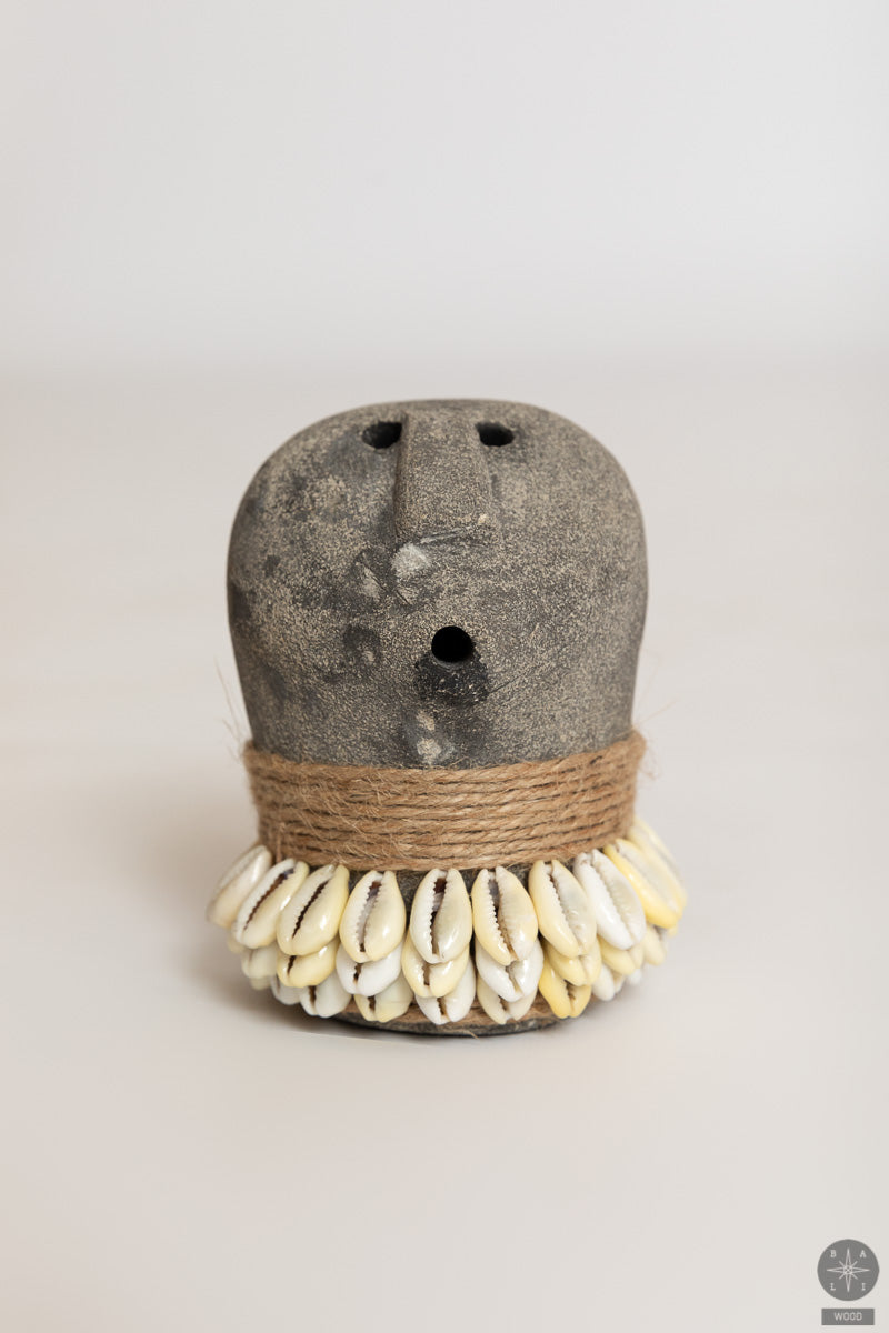 Akmeninė statulėlė