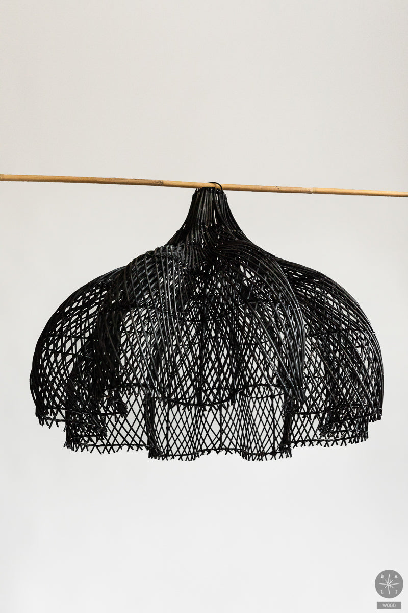 Šviestuvo gaubtas iš rotango