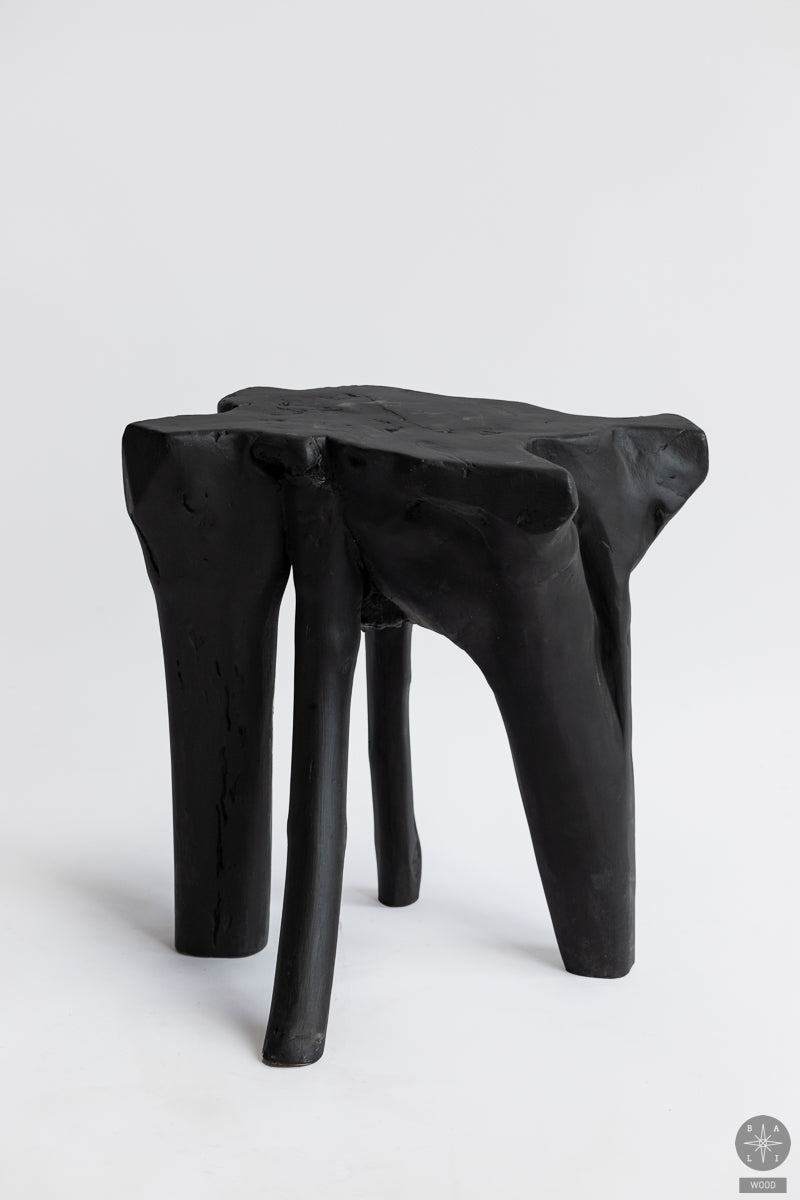 Staliukas iš tikmedžio