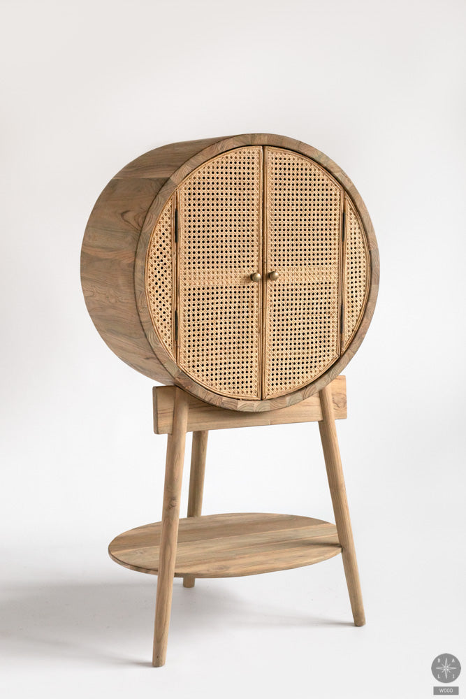 Tikmedžio spintelė su rotangu