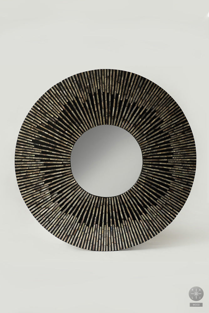 Veidrodis iš kriauklyčių