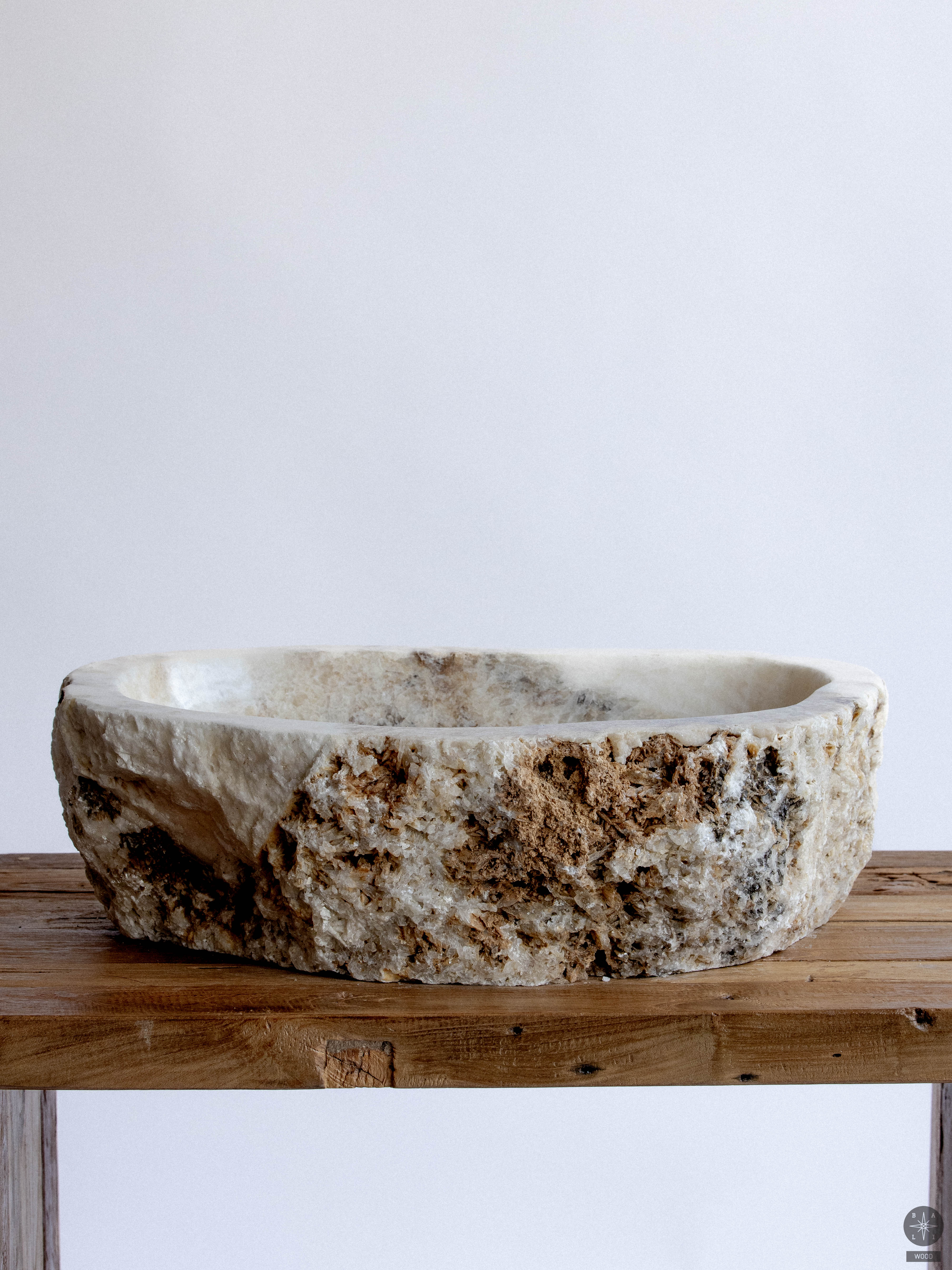 Onikso akmens praustuvas