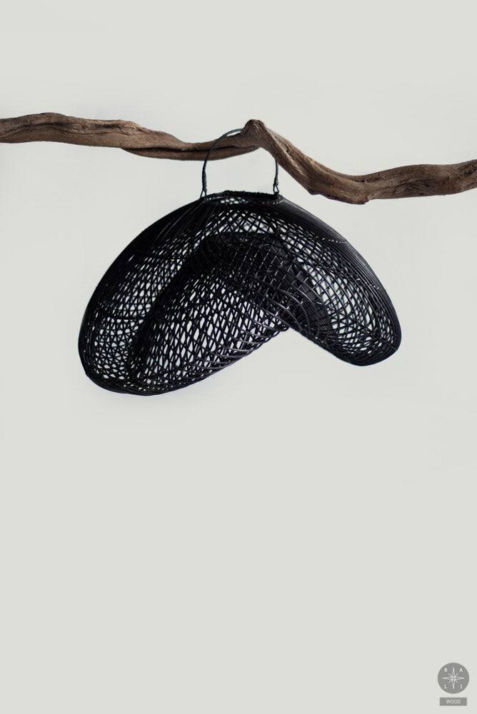 Šviestuvo gaubtas iš rotango