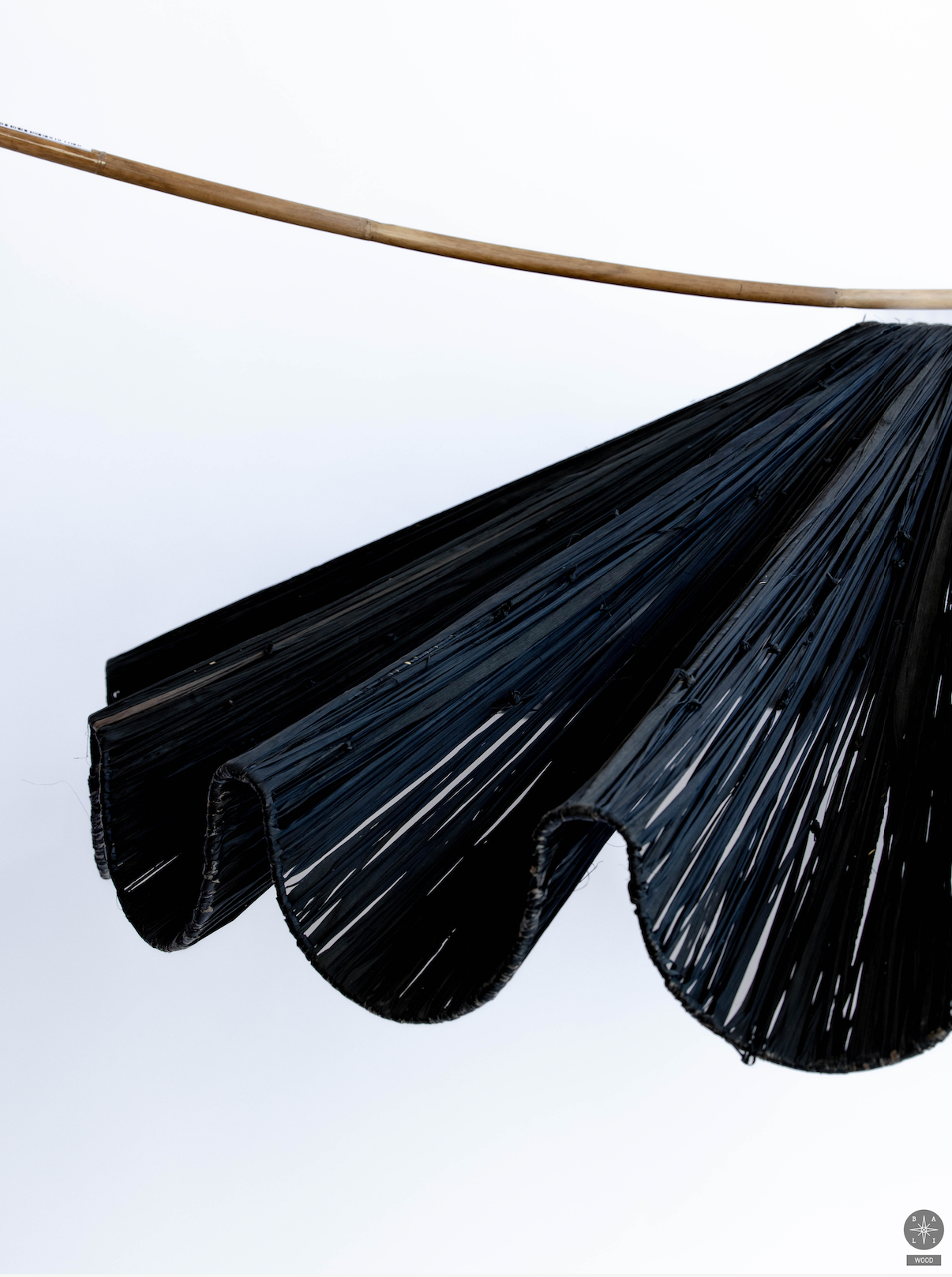 Šviestuvo gaubtas iš raffia