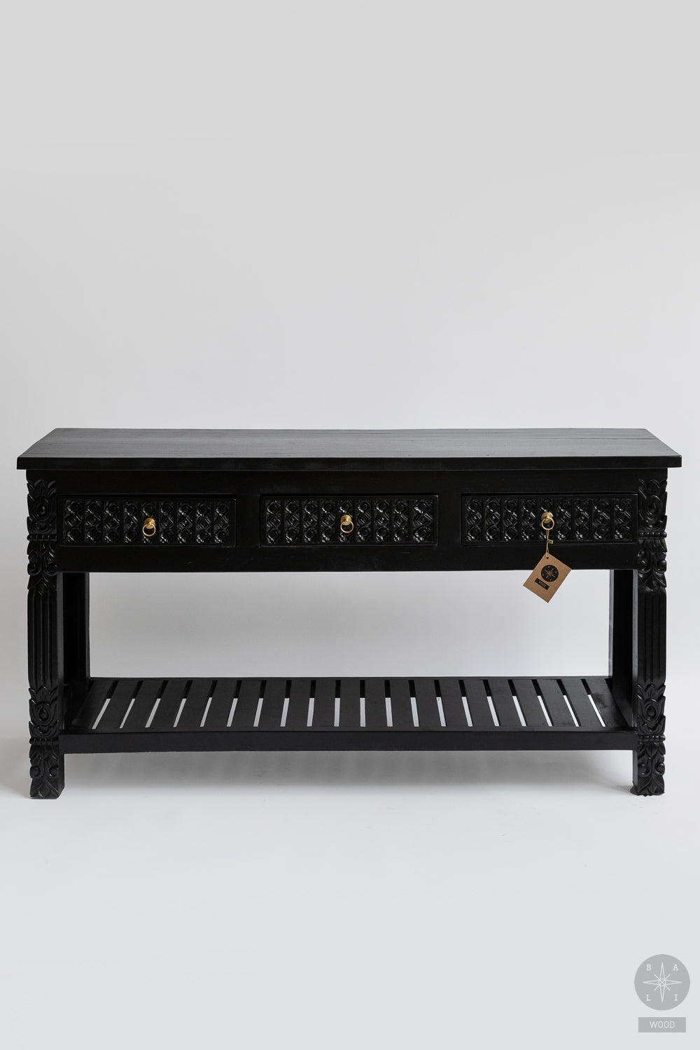 Rytietiško stiliaus komoda