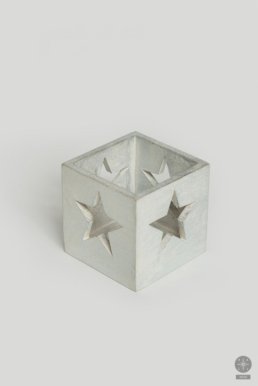 Medinė sidabro spalvos žvakidė