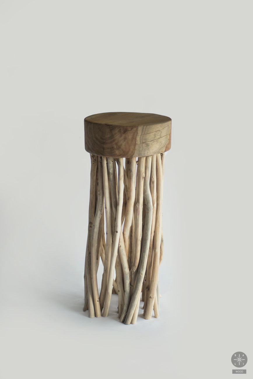 Kavamedžio staliukas